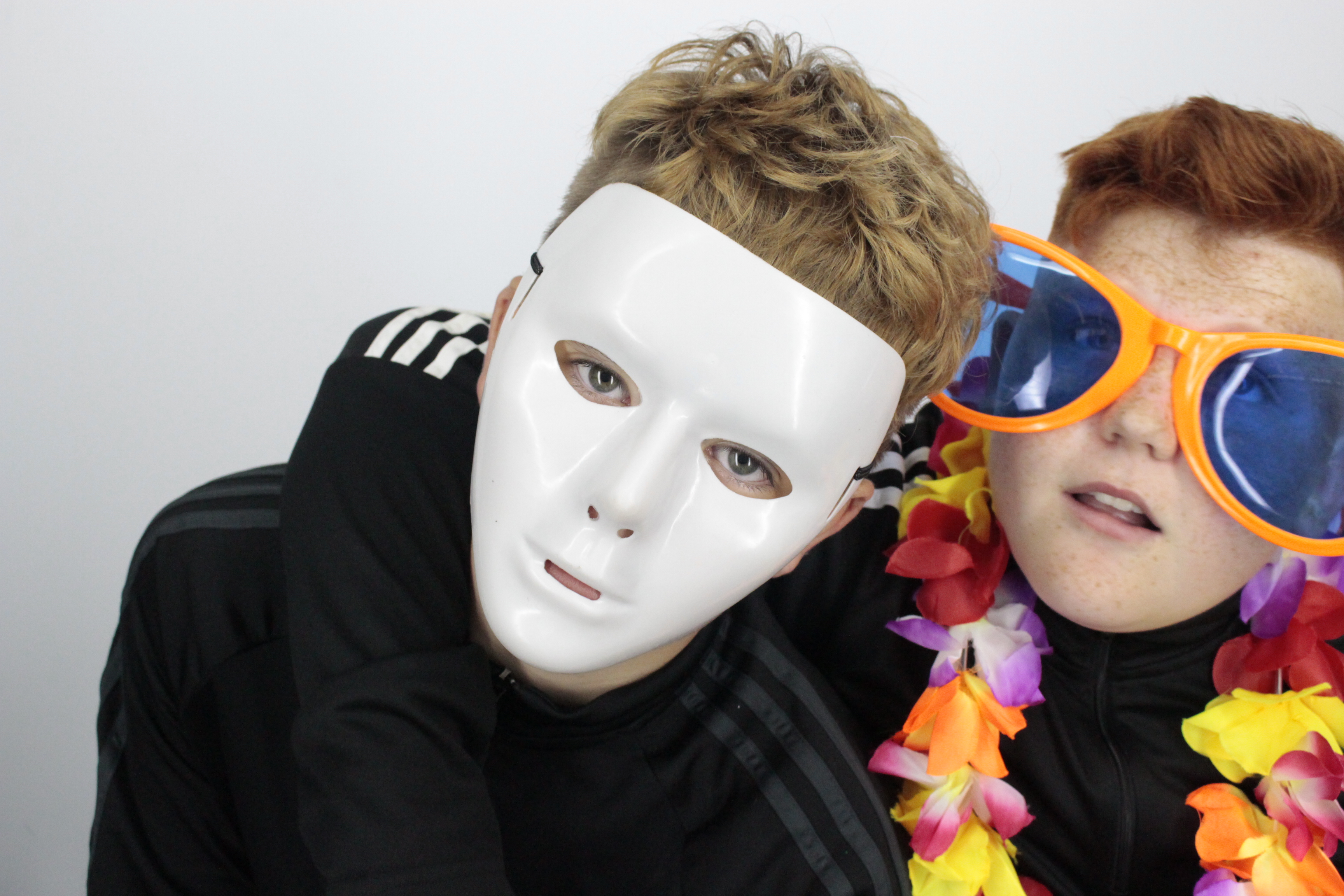 Alan's 50th Birthday  | View more photos from the event at gallery.myphotoboothexperience.co.uk/u/MyPhotoBoothExperienceLtd/Alans-50th-Birthday